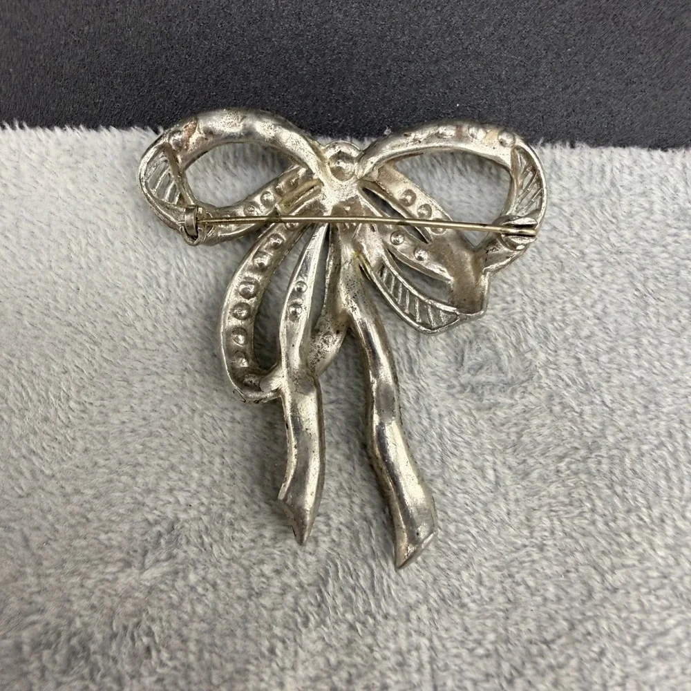 Vintage Estate Brooch Silver Tone Pot Metal Rhinestone Bow READ‎